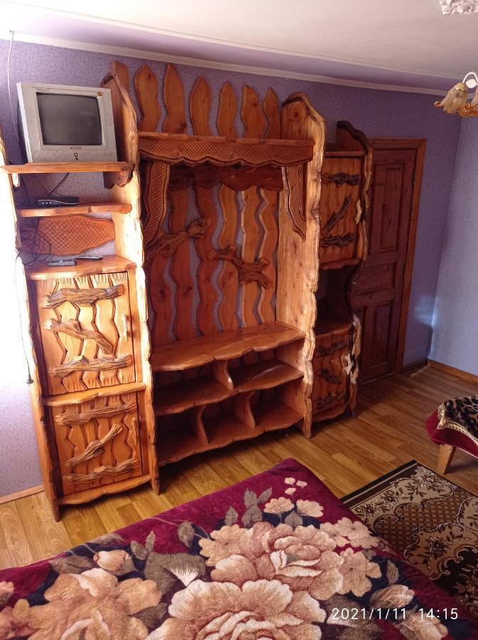 "Різьбярська Садиба" Slavske Εξωτερικό φωτογραφία