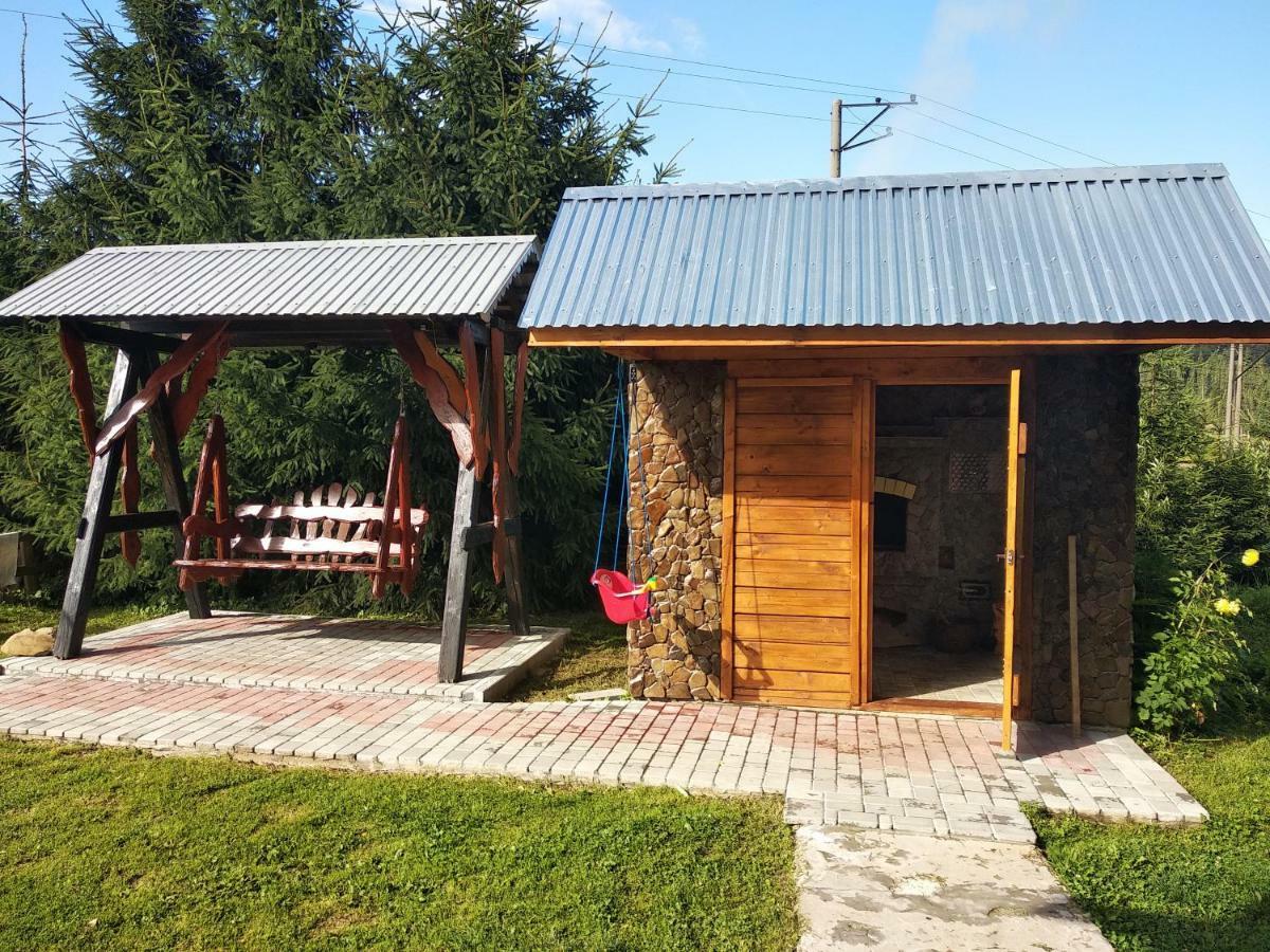 "Різьбярська Садиба" Slavske Εξωτερικό φωτογραφία