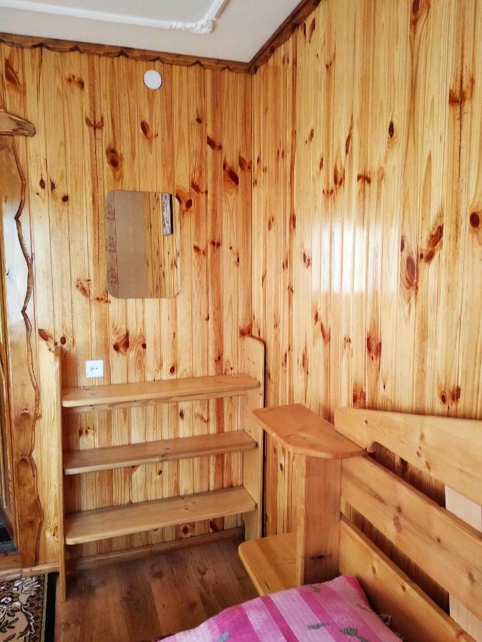 "Різьбярська Садиба" Slavske Εξωτερικό φωτογραφία
